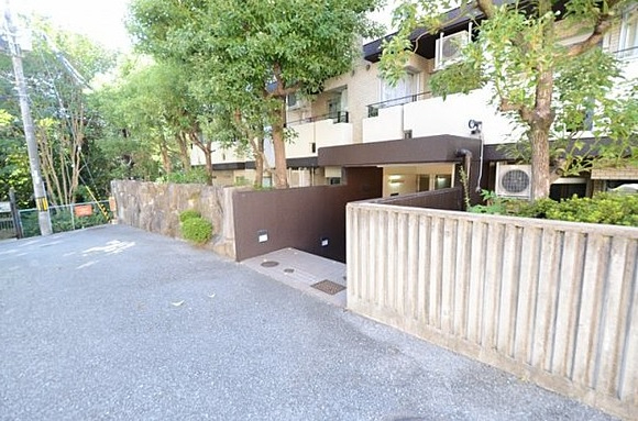 西宮市霞町