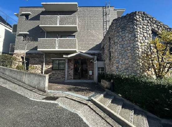 西宮市甲陽園西山町