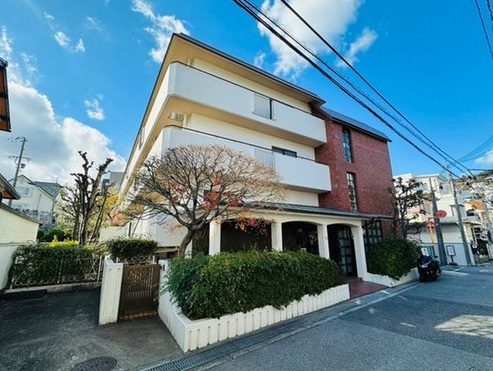 西宮市甲陽園本庄町