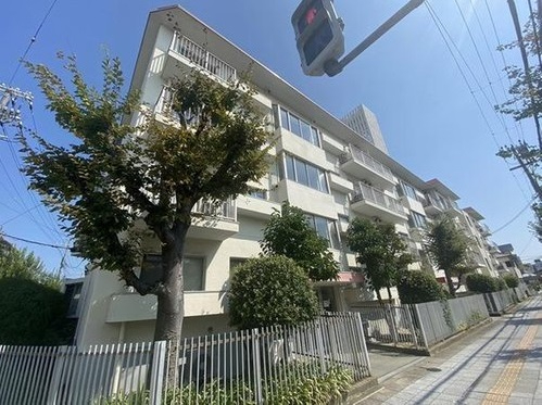 西宮市建石町