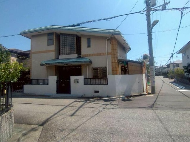 西宮市甲風園３