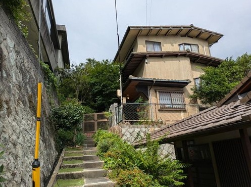 西宮市甲陽園西山町
