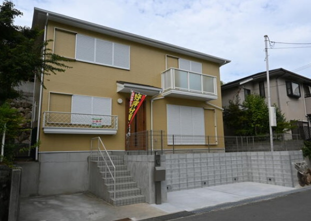 西宮市苦楽園二番町