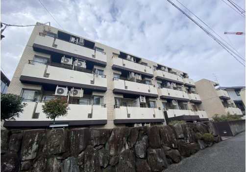西宮市霞町