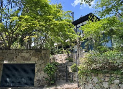 西宮市甲陽園目神山町