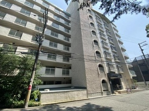 西宮市甲東園３